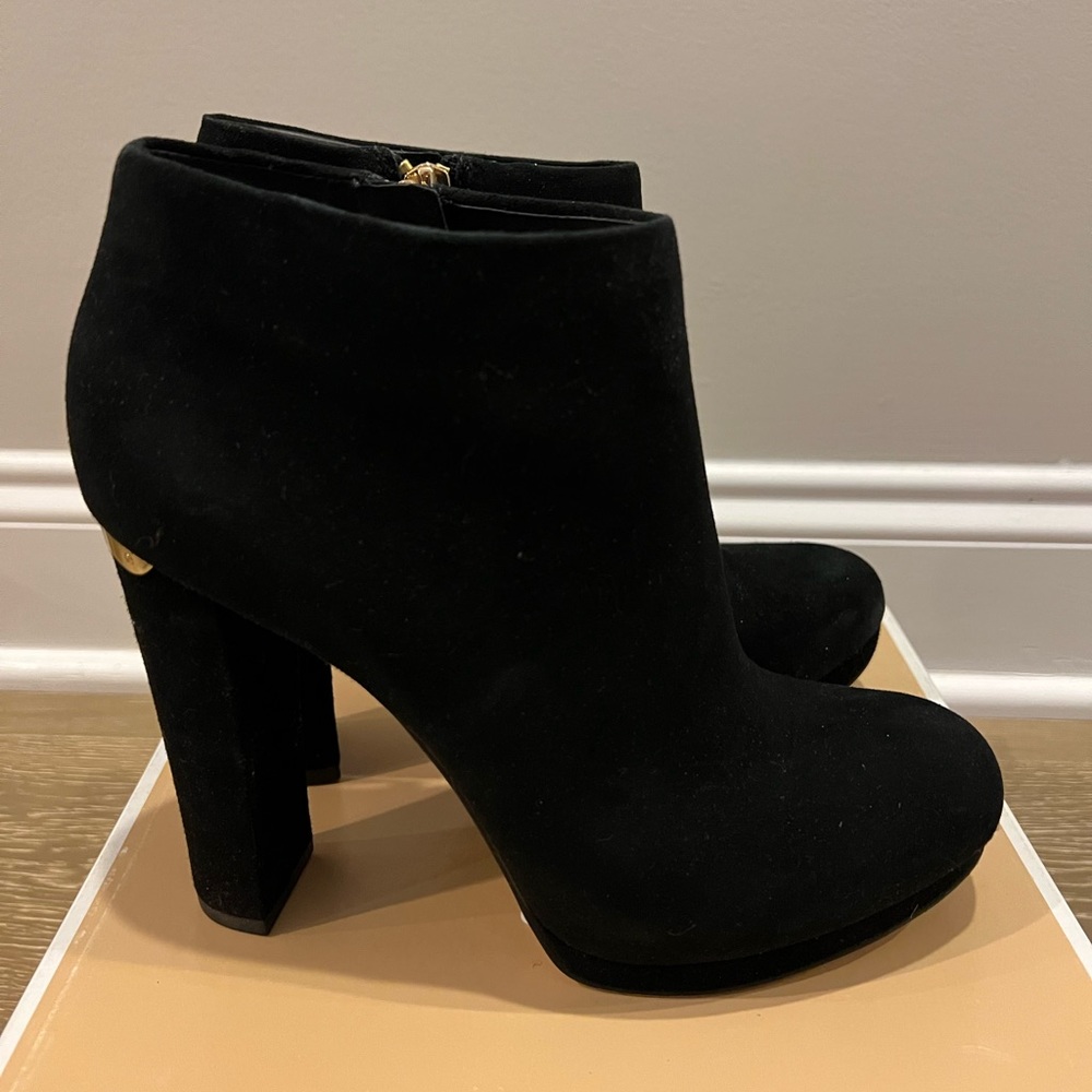 Excellent Condition Michael Kors Booties 7.5M - Picture 2 of 6